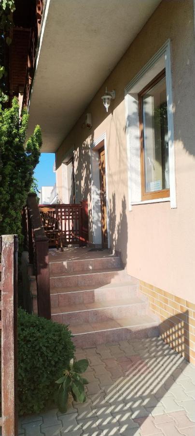 Rozsakert Apartmanhaz Hajdúszoboszló Εξωτερικό φωτογραφία