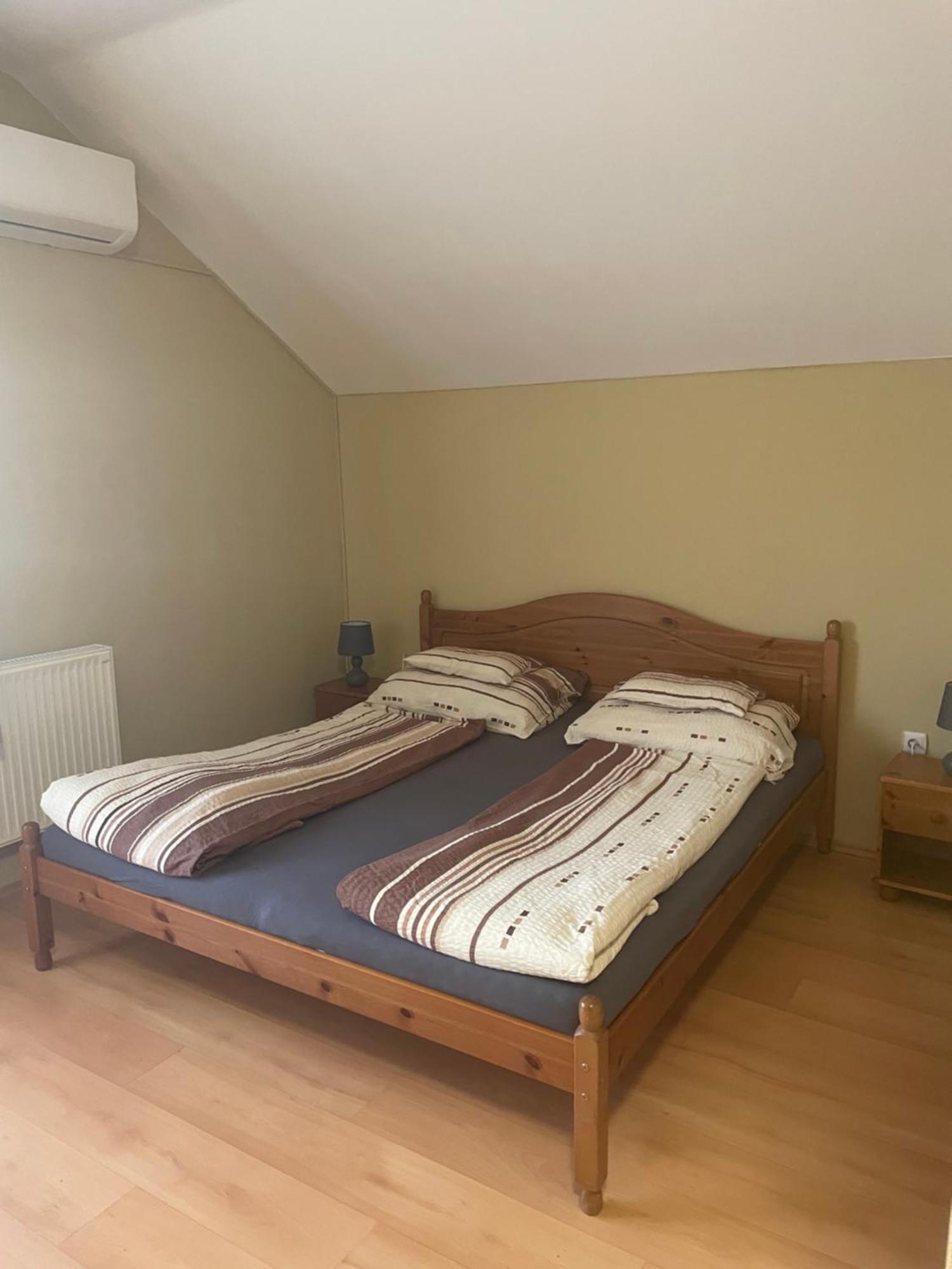 Rozsakert Apartmanhaz Hajdúszoboszló Εξωτερικό φωτογραφία