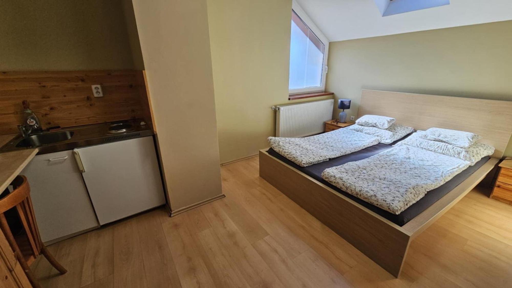 Rozsakert Apartmanhaz Hajdúszoboszló Εξωτερικό φωτογραφία