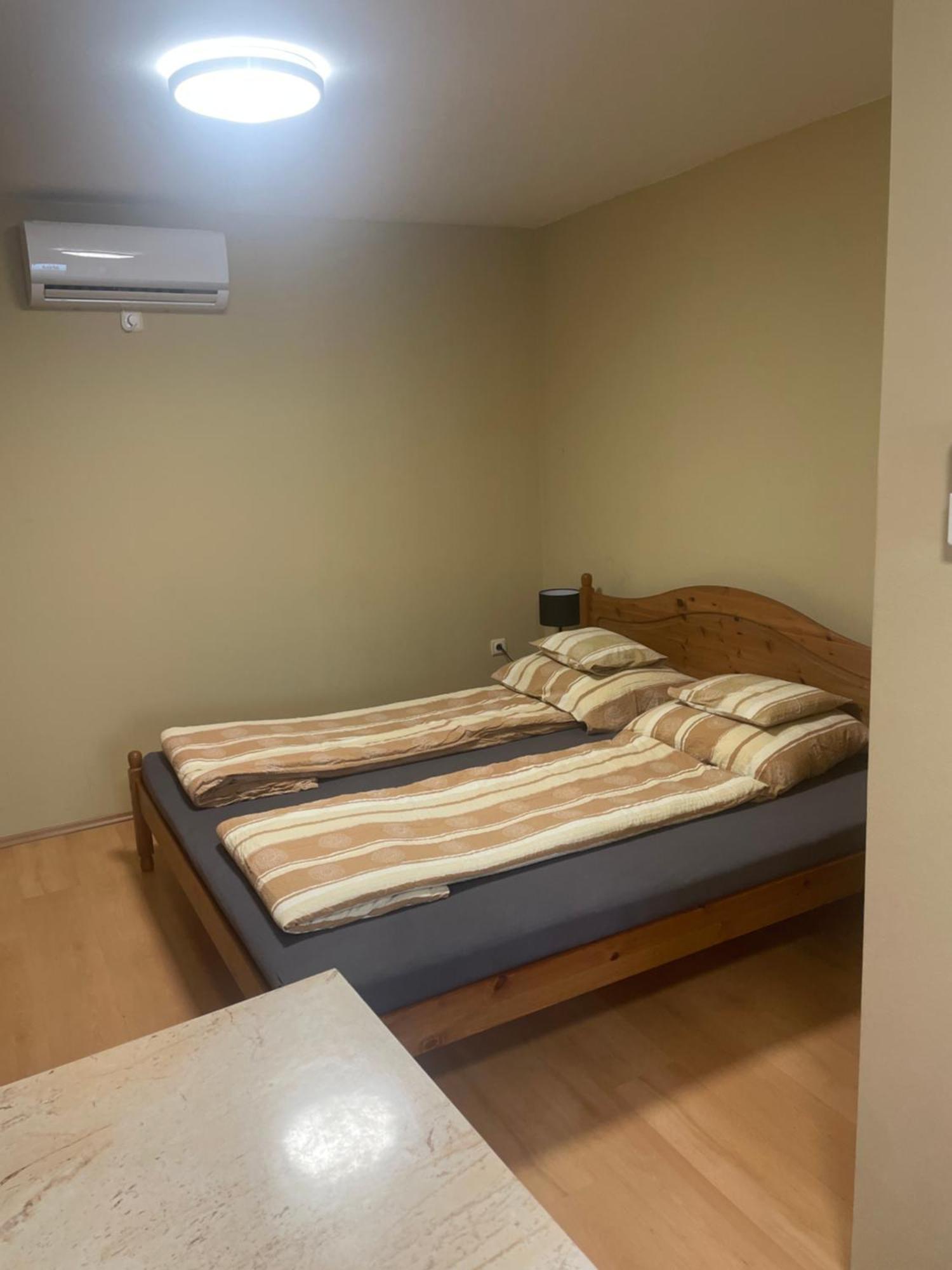 Rozsakert Apartmanhaz Hajdúszoboszló Εξωτερικό φωτογραφία
