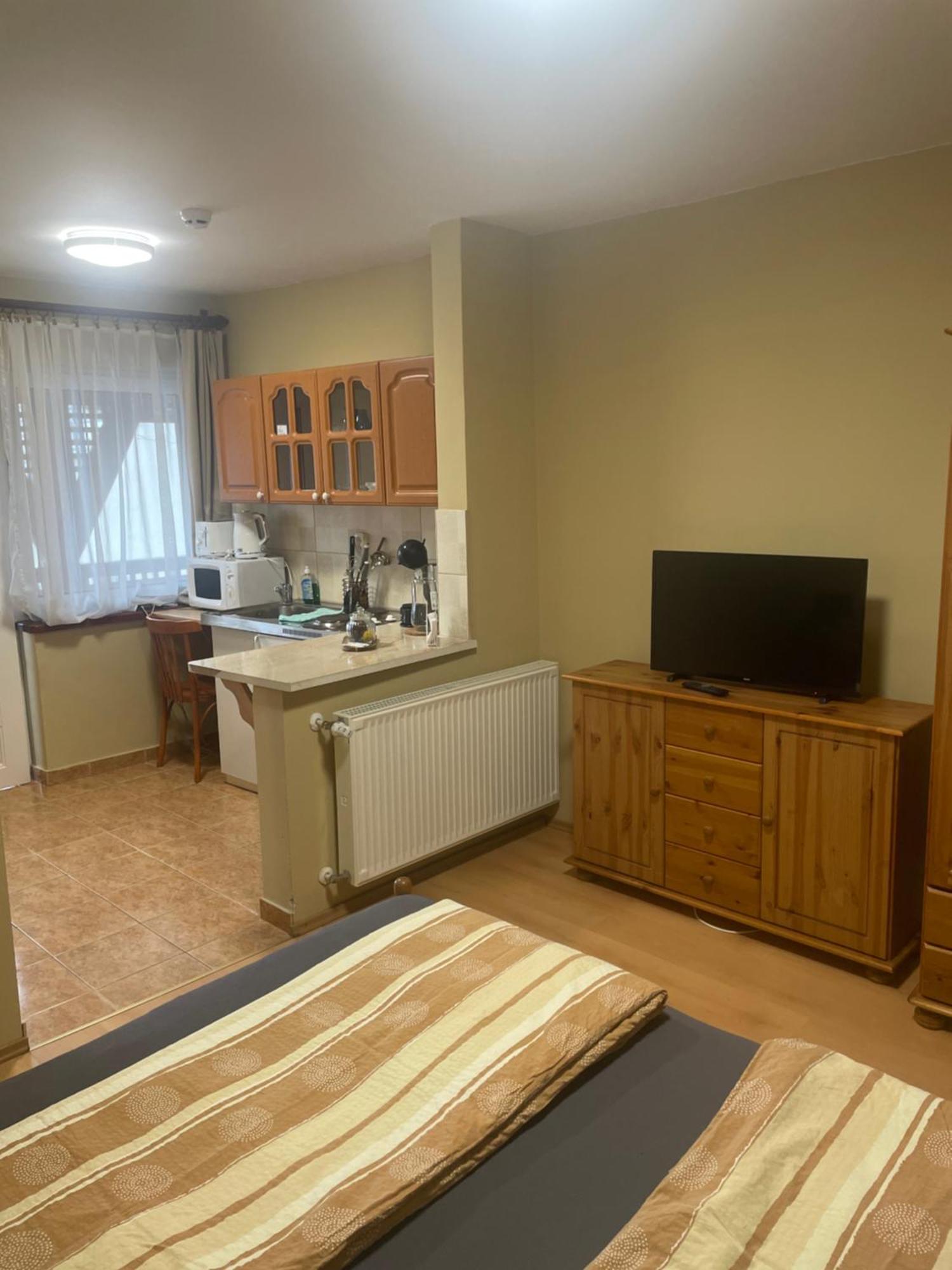 Rozsakert Apartmanhaz Hajdúszoboszló Εξωτερικό φωτογραφία